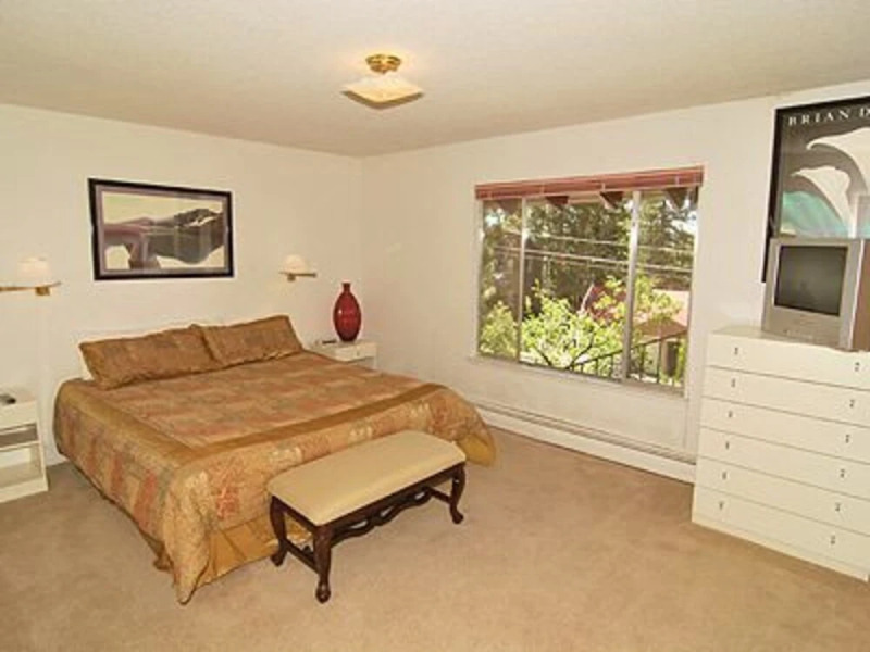 1283 Wildwood Avenue by RedAwning