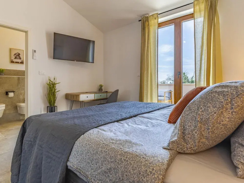 Family Villa With Pool, Wellness