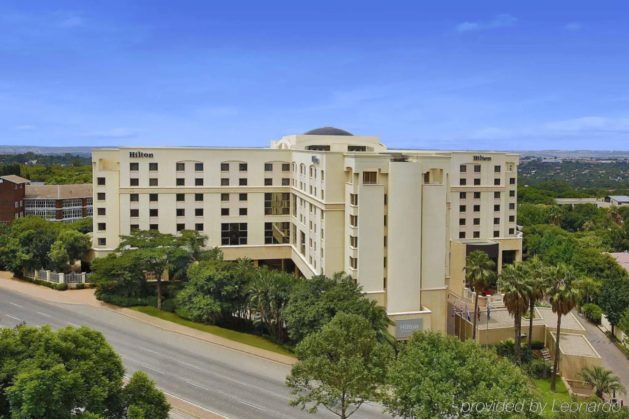 Отель NH Johannesburg Sandton