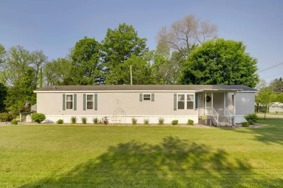 Charming South Haven Home - Great Location!