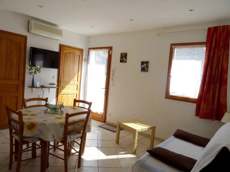 Apartment with One Bedroom in Castagniers, with Wonderful Mountain View, Shared Pool, Furnished Garden - 15 Km From the Beach