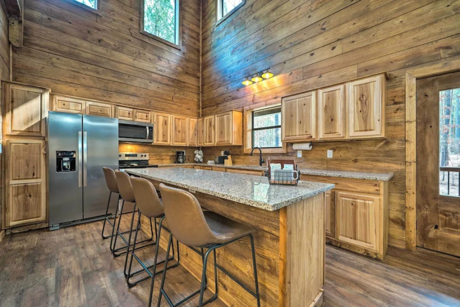 'sutton Ridge' Cabin Rental: Hot Tub & Swing Set!