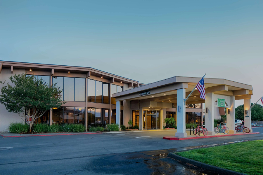 Red Lion Hotel Redding