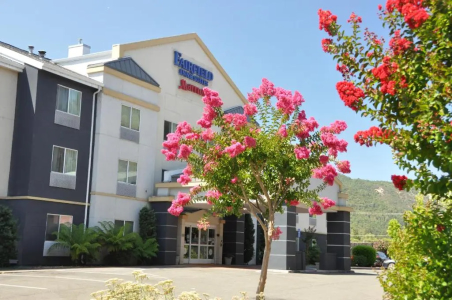 Fairfield Inn & Suites by Marriott Ukiah - Mendocino County