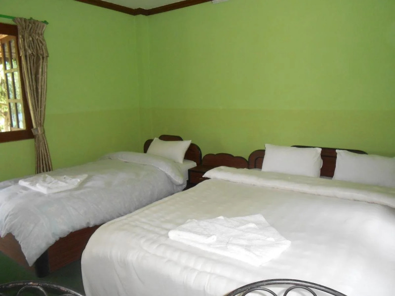 Rapti Village Resort