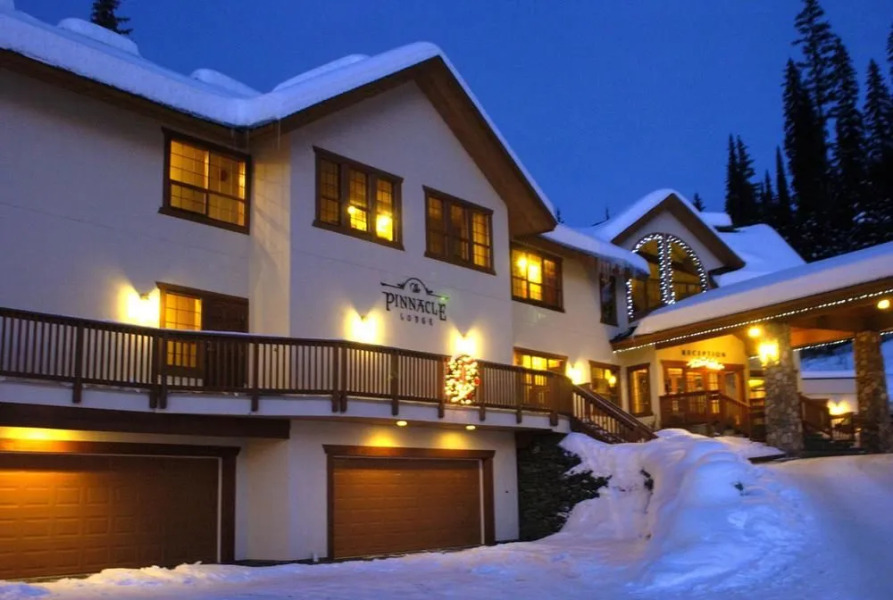 Pinnacle Lodge