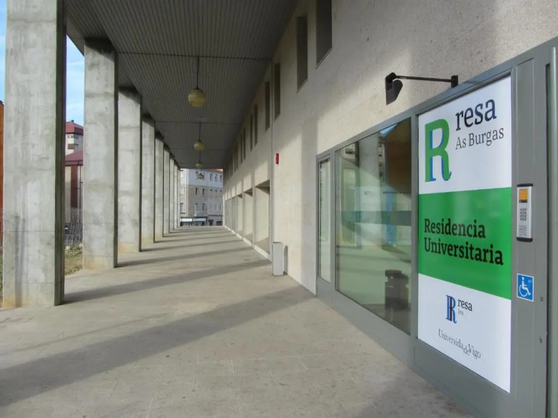 Residencia Universitaria Resa As Burgas - Centro Adscrito a REAJ - Campus Accomodation