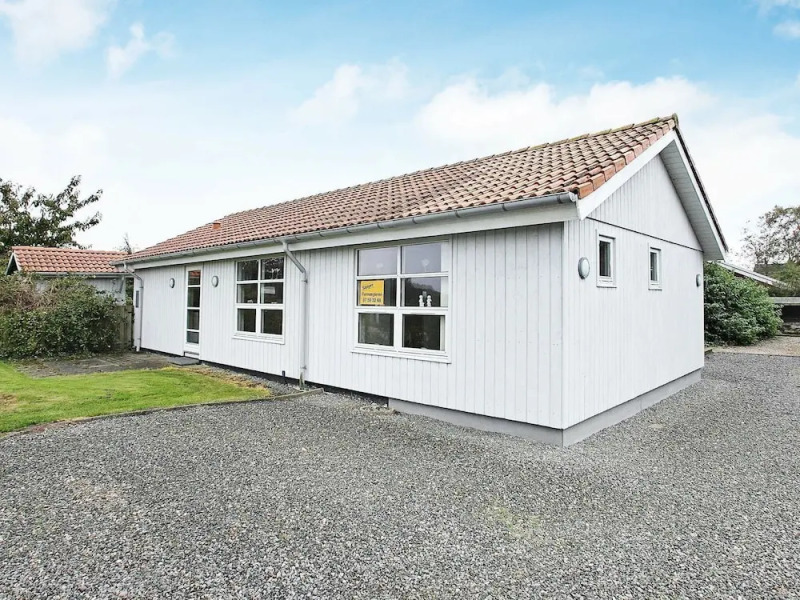 Quaint Holiday Home in Roslev With Roofed Terrace