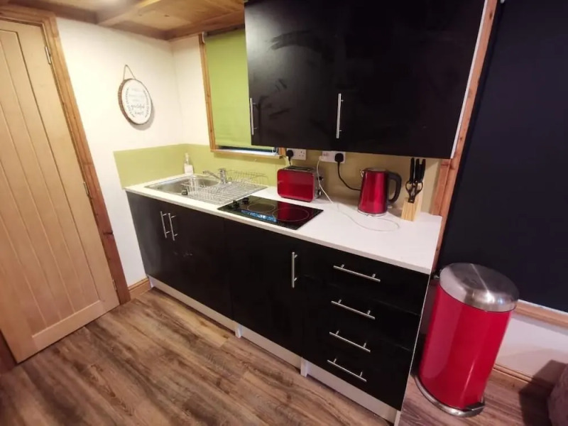 Tiny House-Hot Tub-St Clears-Pembrokeshire-Tenby