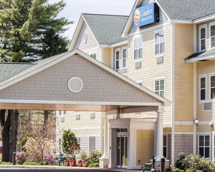 Comfort Inn & Suites Scarborough - Portland