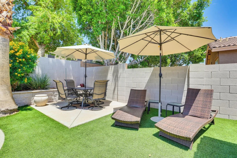 Private Pool & Patio: Home in Surprise!