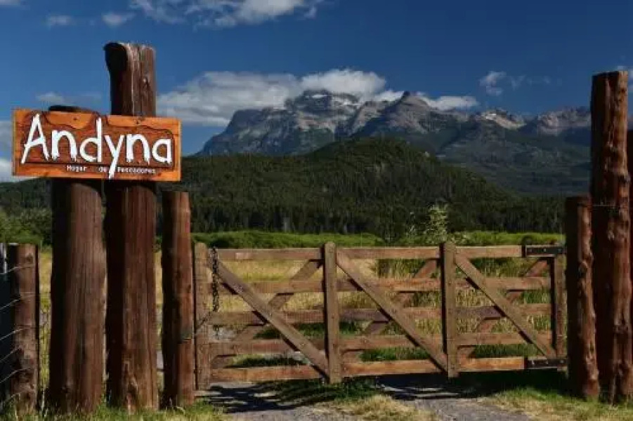 Andyna - Cabaña frente al río