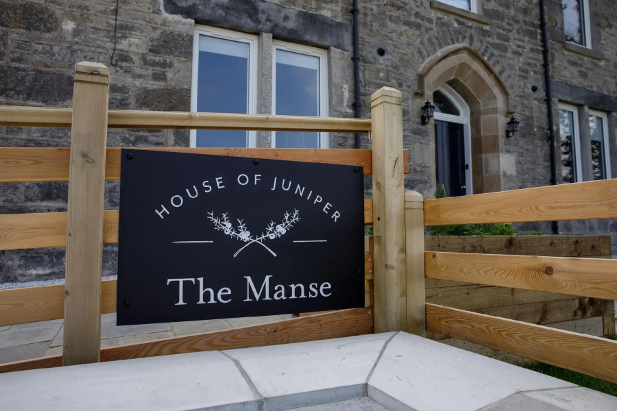House Of Juniper - The Manse