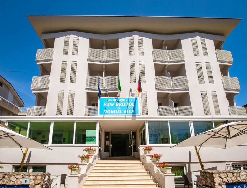 New Bristol Sport & Domus Mea Hotel