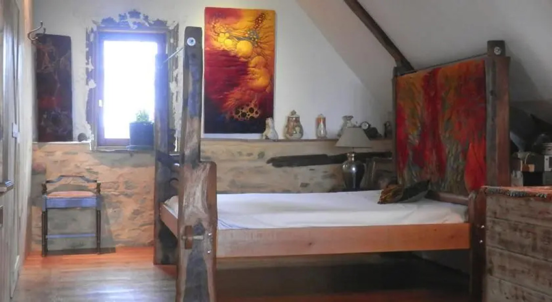 14th Century Arty Converted Barn