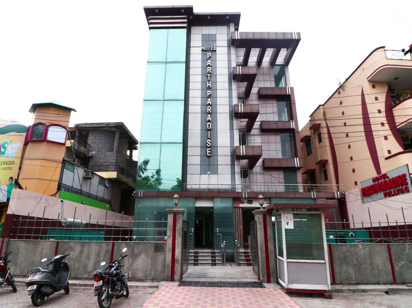 OYO 16893 Hotel Parth Paradise