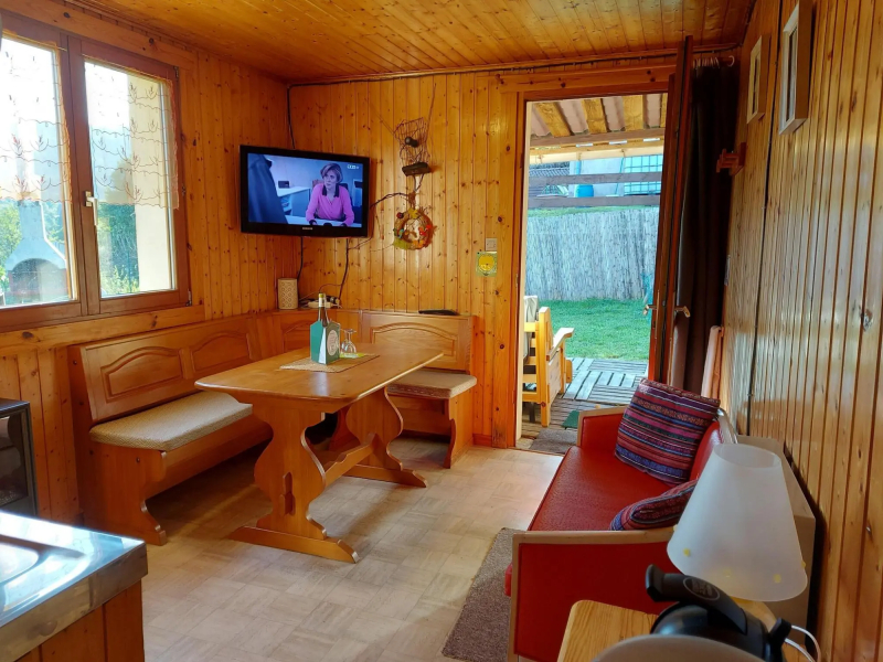 Apartment in Saint-Maurice-sur-Moselle with balcony