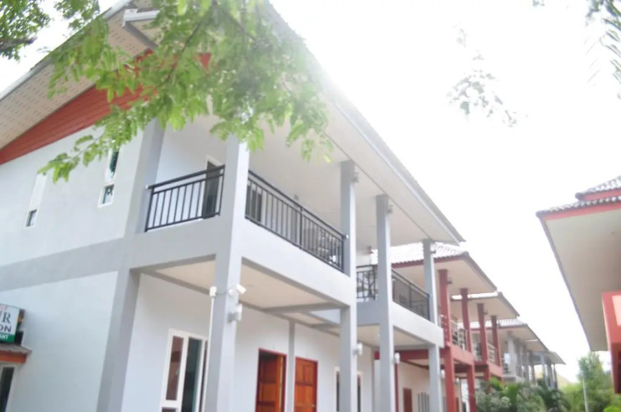 Tamarind Twin Resort