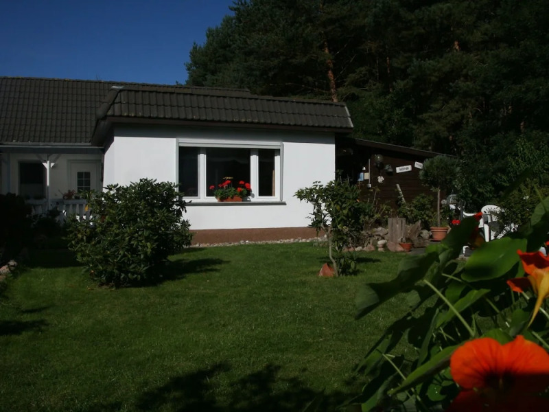 Quaint Bungalow in Biendorf near Sea