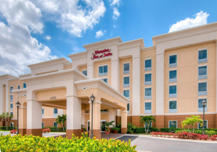 Hampton Inn & Suites Fort Myers - Colonial Blvd