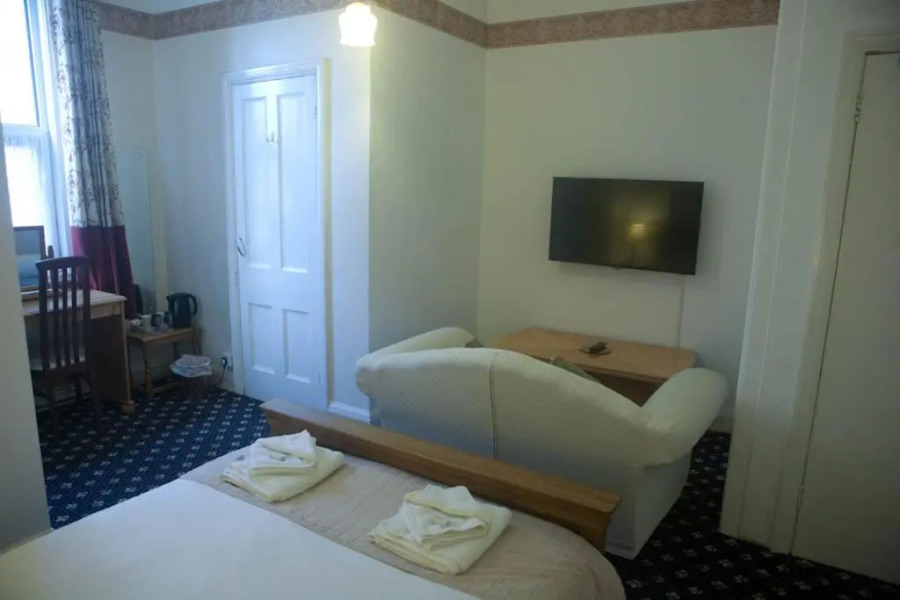 Cavell House Bed and Breakfast