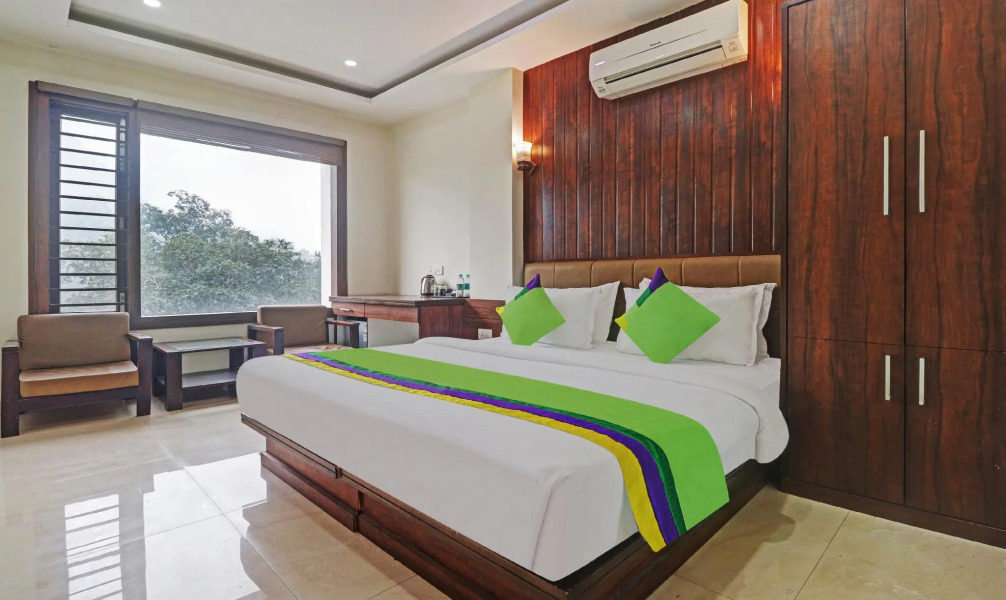 Treebo Trend Trance Ganga