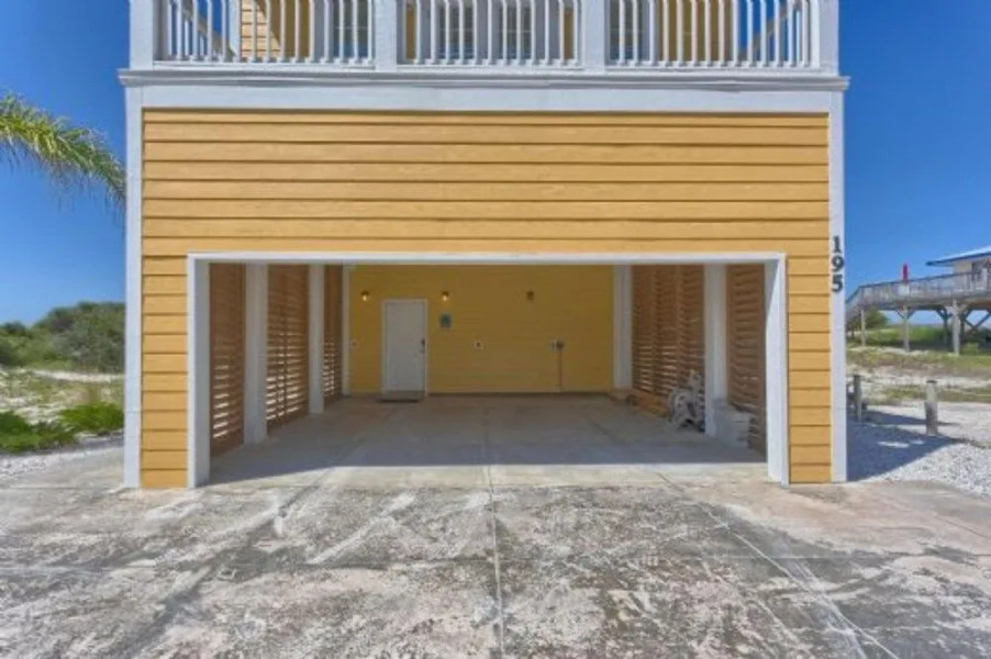 A Rendezvous, No Pets Allowed