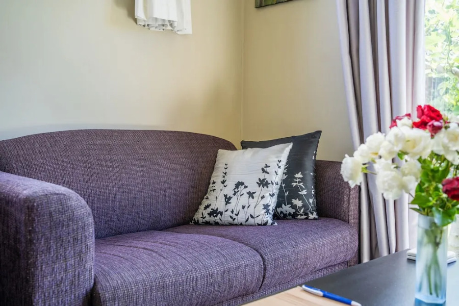 Cosy Contemporary Hideaway