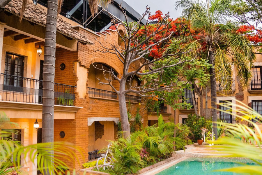 Casa de Adobe Gallery & Luxury Boutique