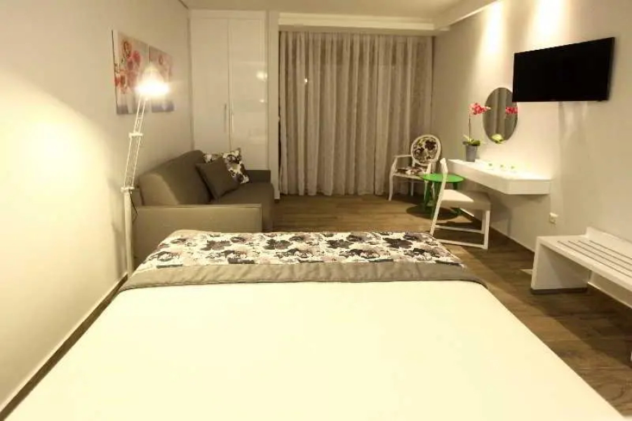 Mary’s Residence Suites & Luxury