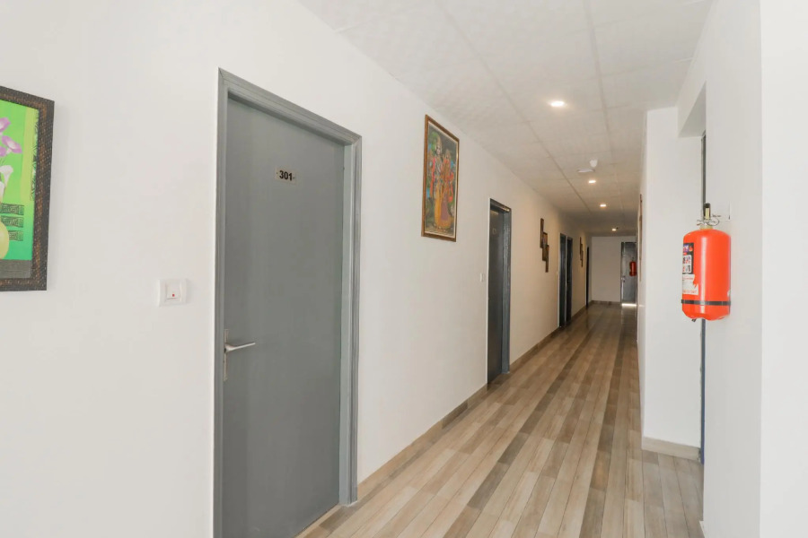 OYO 45699 Hotel koser vilas