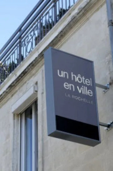 Un Hôtel en Ville