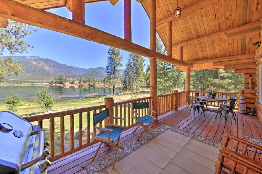 Scenic Riverfront Retreat w/ Hot Tub & Kayaks!