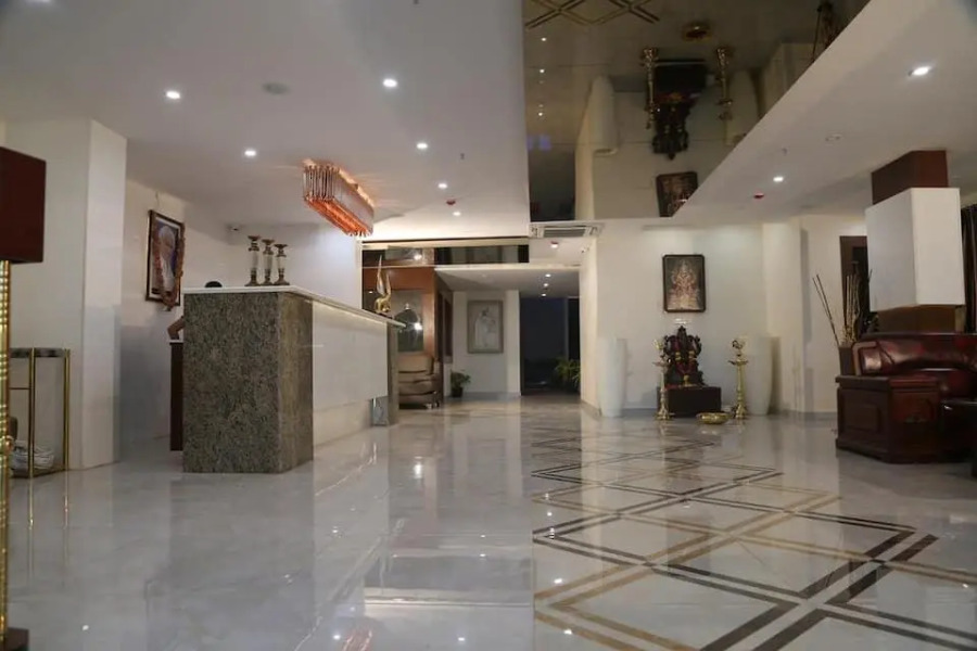 Hotel Suraj Grand