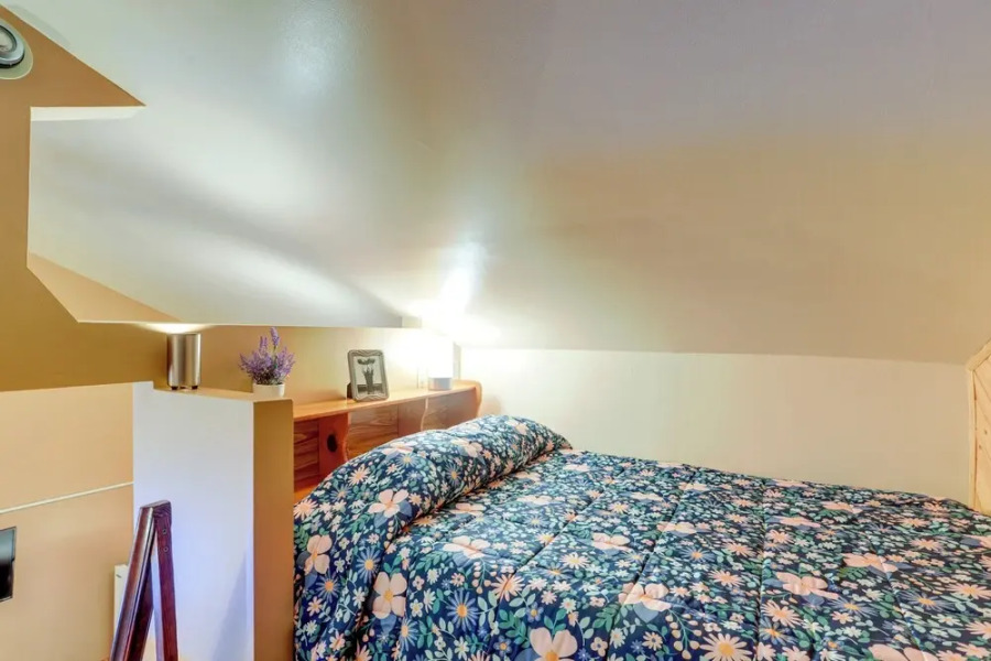 Fairbanks Cottage on < 2 Acres ~ 8 Mi to Dtwn