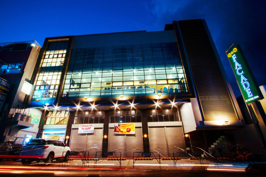 Facade by Hotel Fina