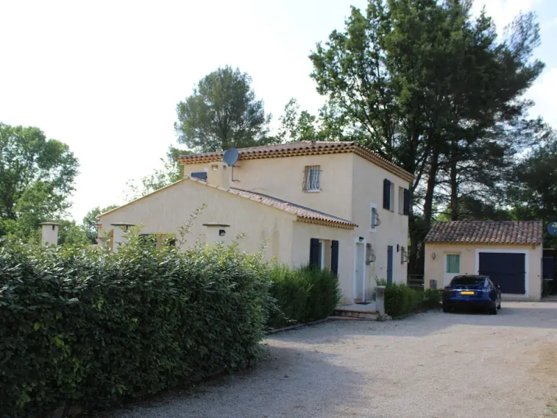 Comfortable Holiday Home With Pool