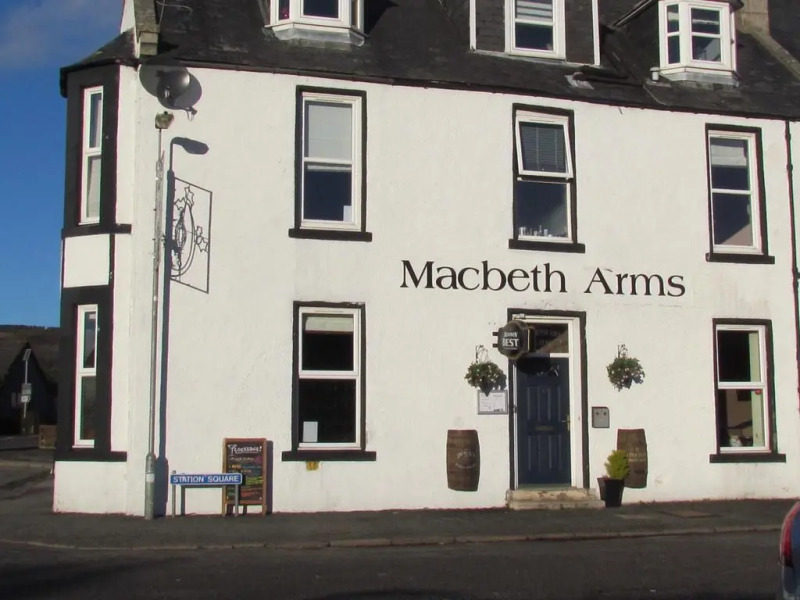 Macbeth Arms