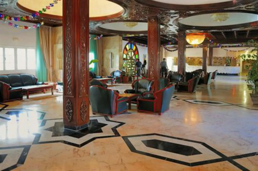 Hotel Marabout - Families and Couples Only