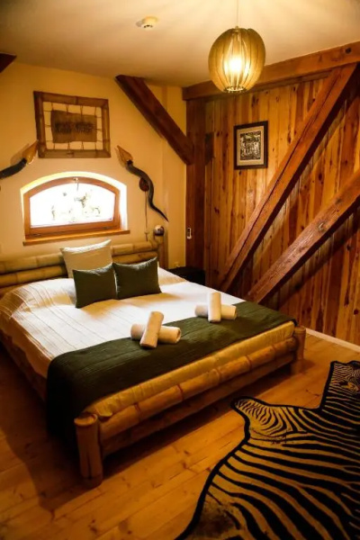 Hunor Hotel és Étterem