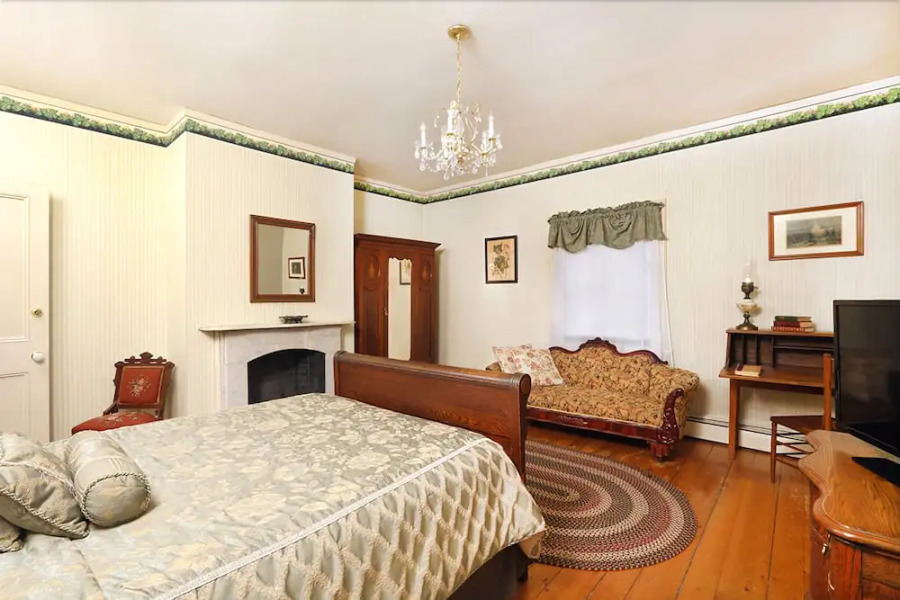 The old Court bed and Breakfast