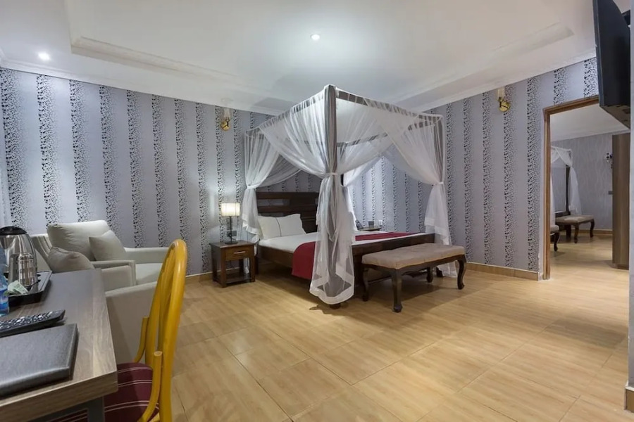 Nokras Enkare Luxury Tented Camp Sagana