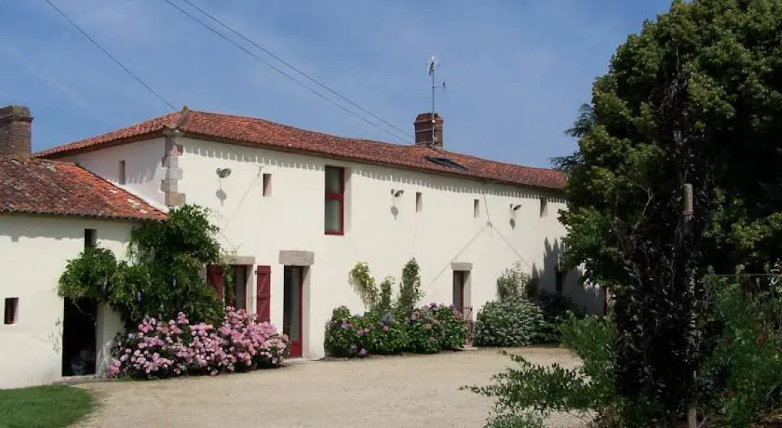 Gîte La Longère de la Thébline