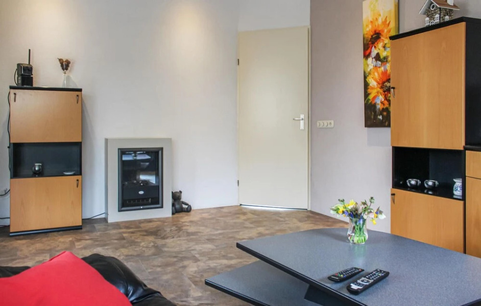 Nice Home in Putten With 2 Bedrooms and Wifi