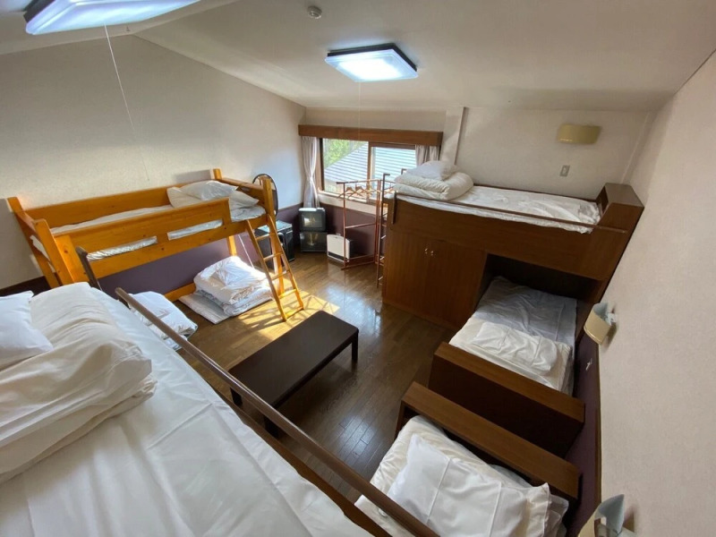 Guest House Nishiborakan - Hostel