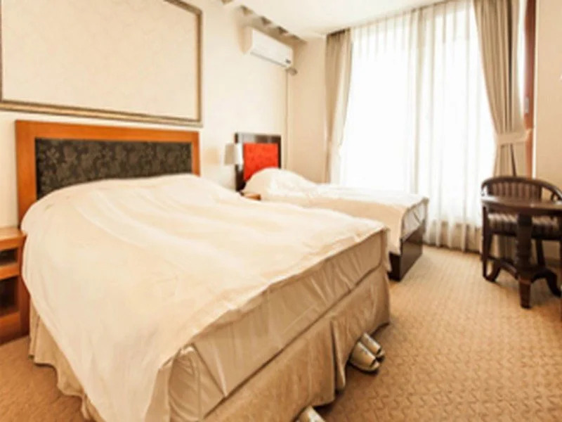 Gumi Hotel Park Business