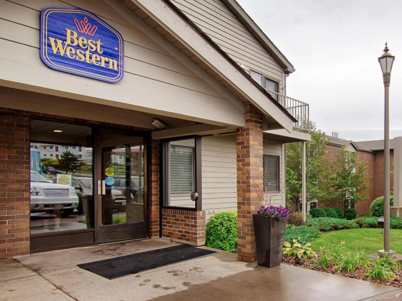 Best Western Plus Superior Inn & Suites