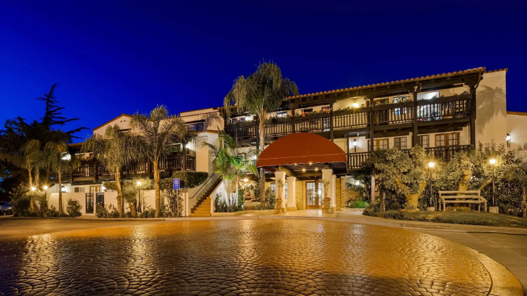 Best Western Plus Carpinteria Inn