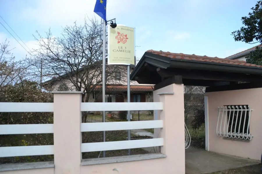 Le 3 Camelie Malpensa