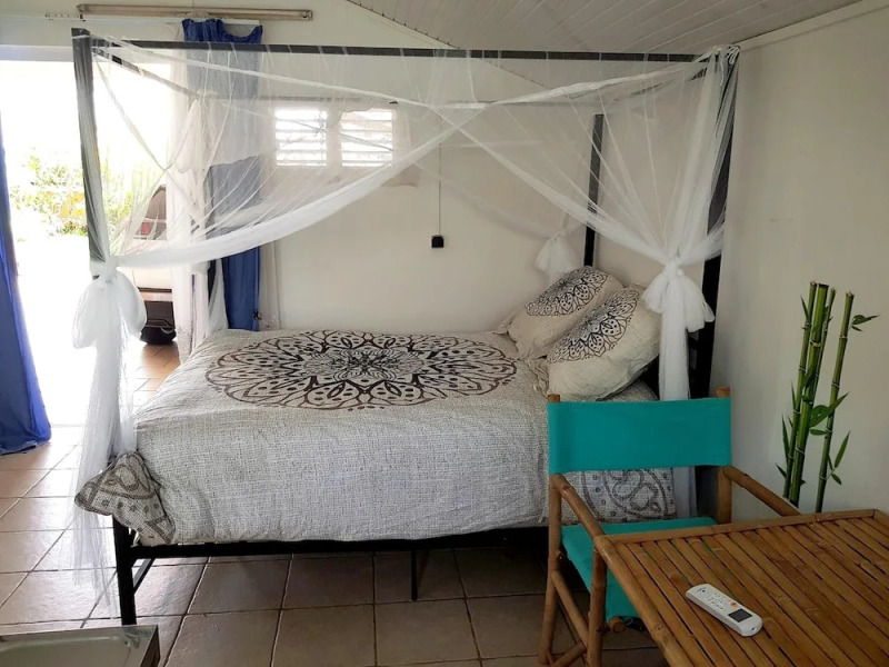 Apartment With one Bedroom in Le Lamentin, With Pool Access, Enclosed